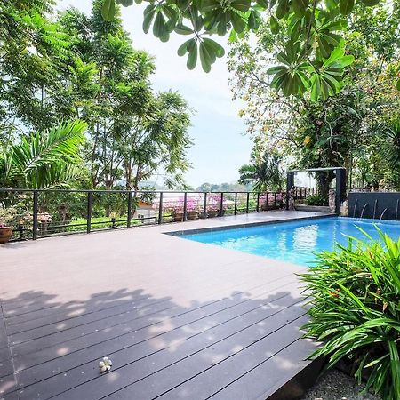 Panwa Beach Oyo 626 The Chalet Phuket Resort מראה חיצוני תמונה
