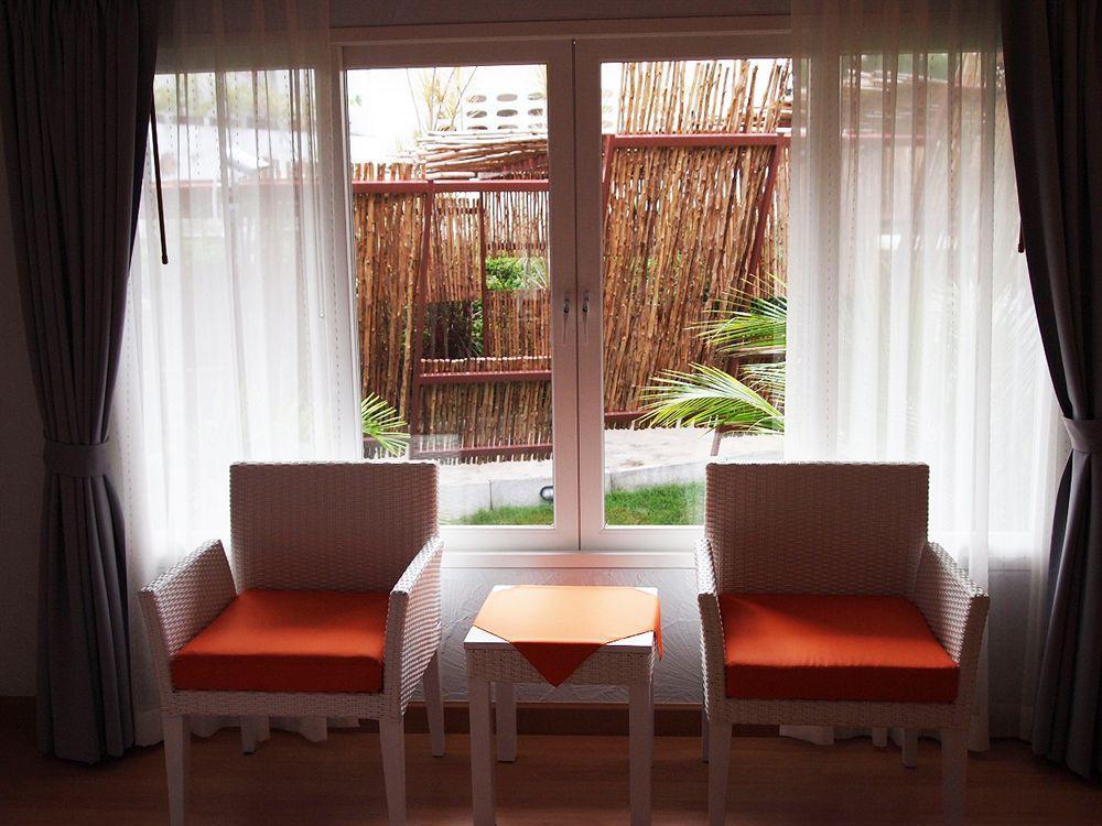 Panwa Beach Oyo 626 The Chalet Phuket Resort מראה חיצוני תמונה