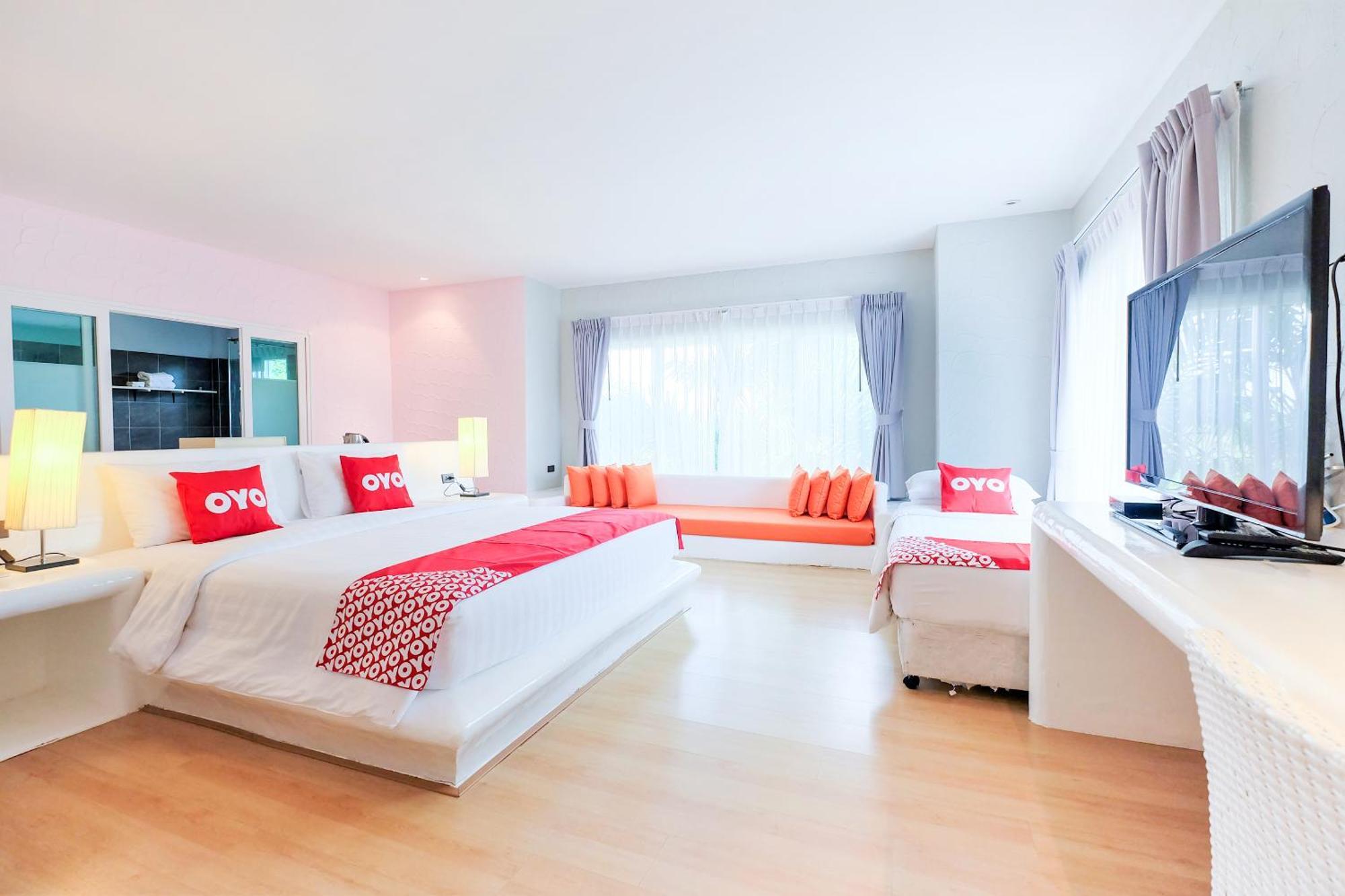 Panwa Beach Oyo 626 The Chalet Phuket Resort מראה חיצוני תמונה