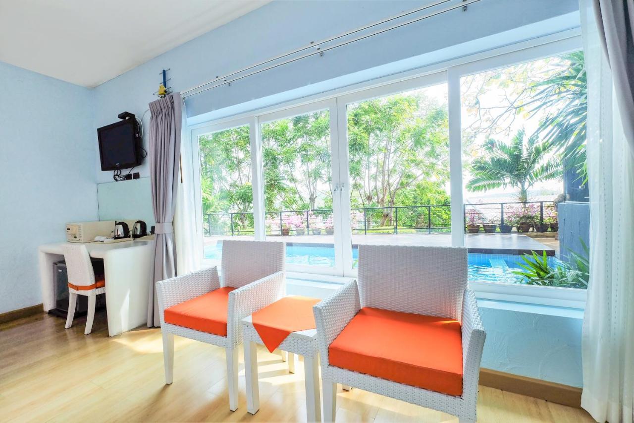 Panwa Beach Oyo 626 The Chalet Phuket Resort מראה חיצוני תמונה